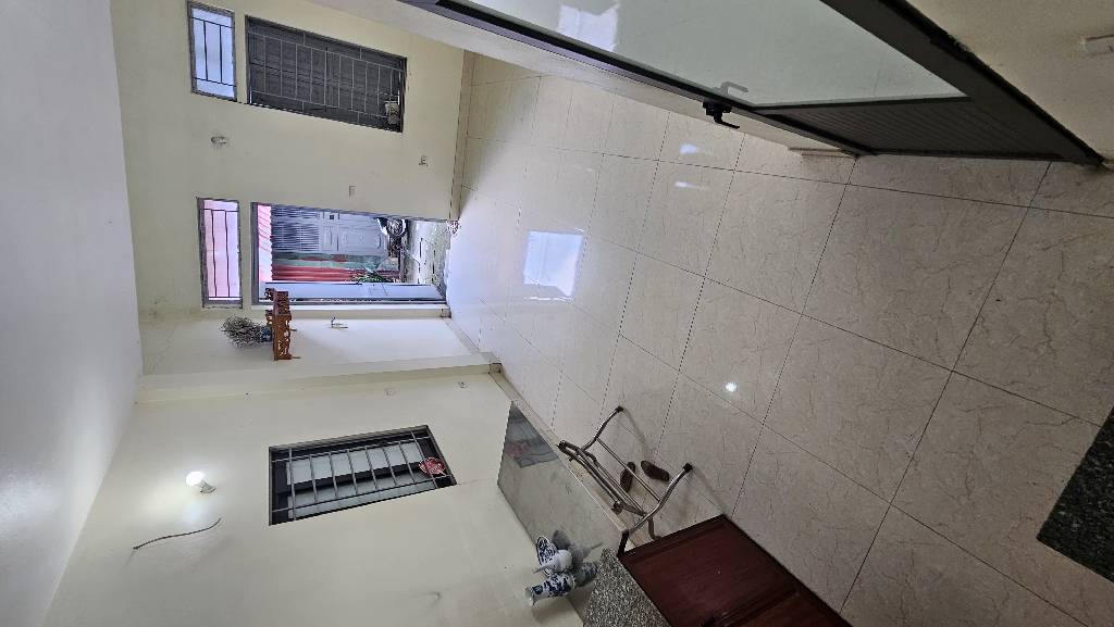 Bán nhà Giải Phóng - diện tích 29m2 1 tầng - Nhà chưa sổ đỏ - giá 2,78 tỷ