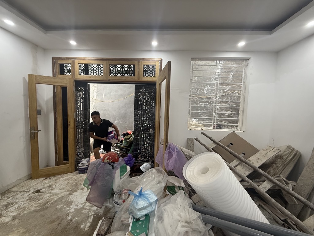 Bán nhà ngõ 180 Nguyễn Lương Bằng - 30m2 6 tầng - thang máy - view vườn hoa Trần Quang Diệu - giá 9,9 tỷ