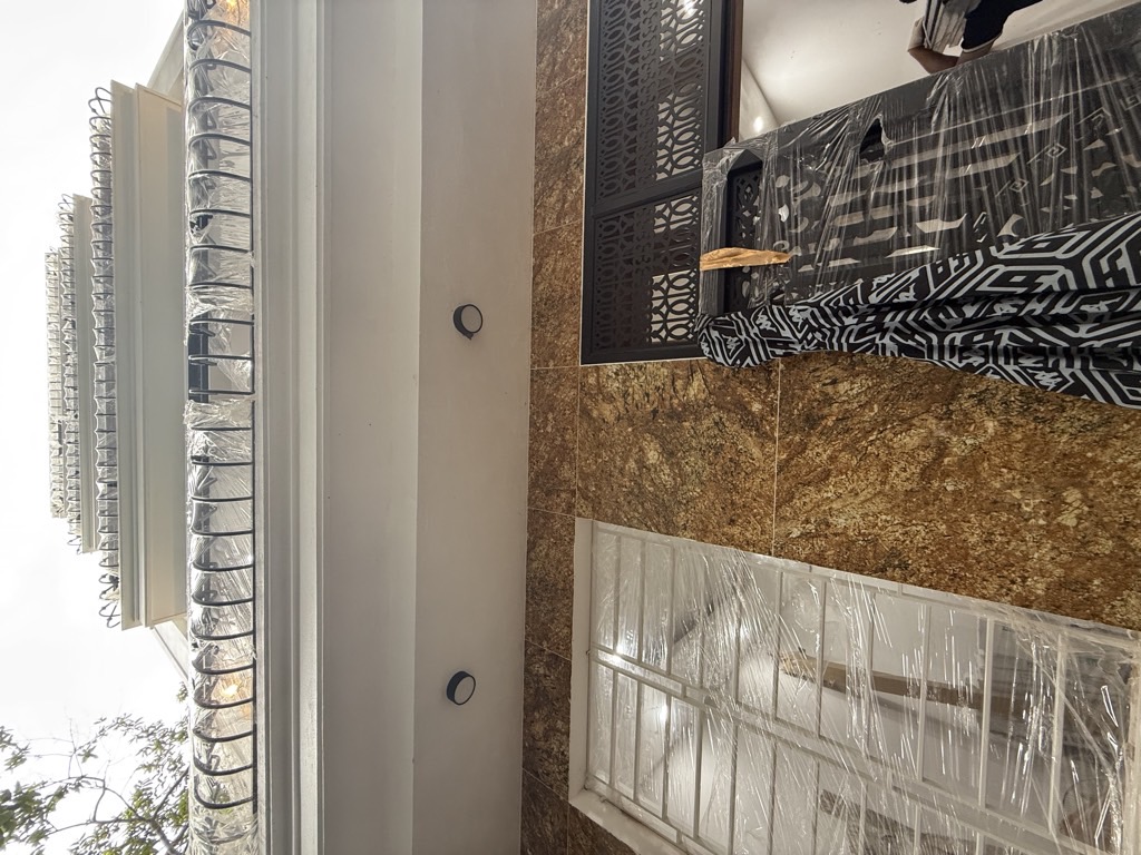 Bán nhà ngõ 180 Nguyễn Lương Bằng - 30m2 6 tầng - thang máy - view vườn hoa Trần Quang Diệu - giá 9,9 tỷ