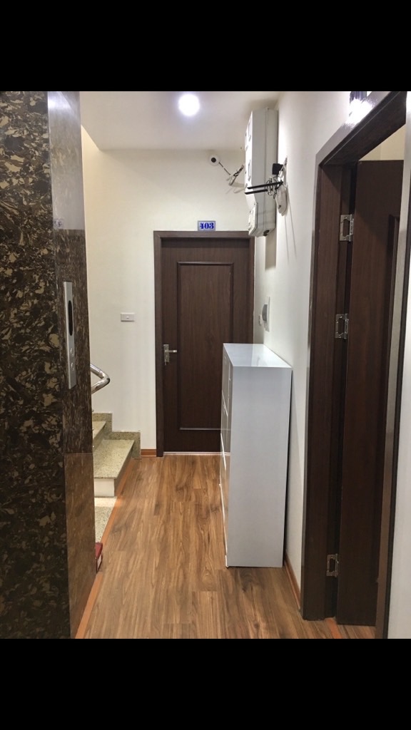 Bán nhà Quan Nhân - diện tích 75m2 6 tầng - Ô tô đỗ cửa - giá 24,5 tỷ