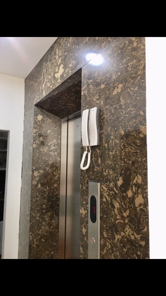 Bán nhà Quan Nhân - diện tích 75m2 6 tầng - Ô tô đỗ cửa - giá 24,5 tỷ