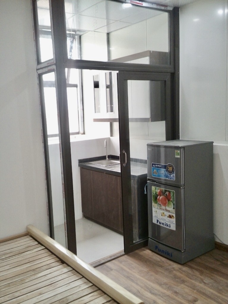 Bán nhà Quan Nhân - diện tích 75m2 6 tầng - Ô tô đỗ cửa - giá 24,5 tỷ