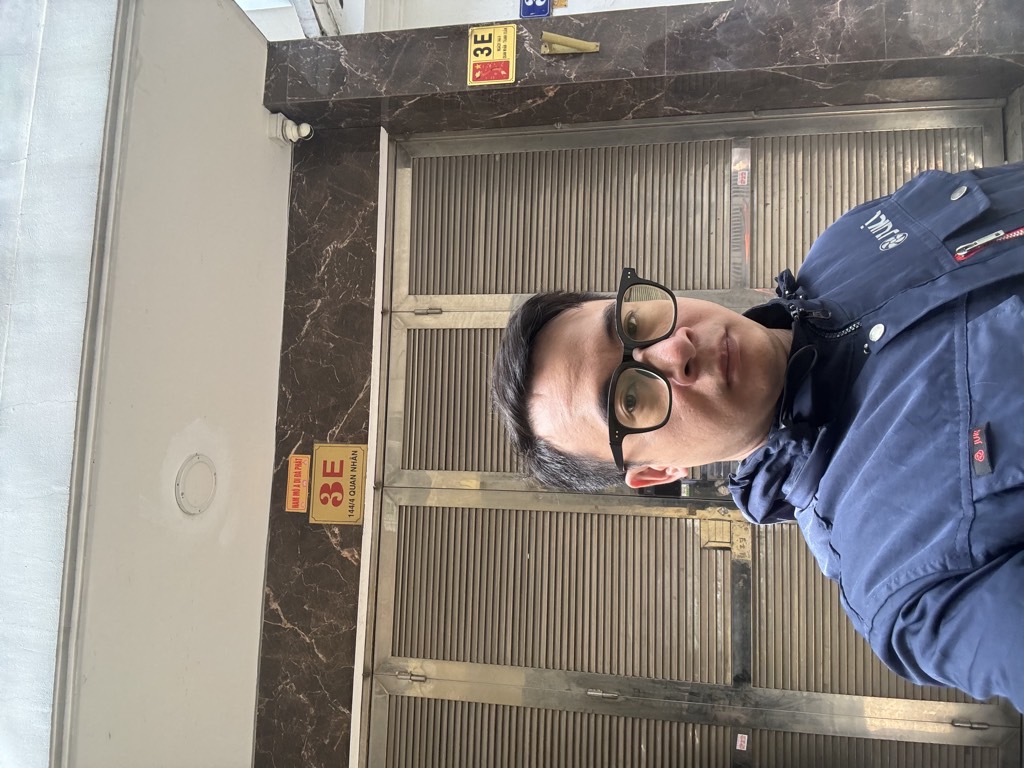 Bán nhà Quan Nhân - diện tích 75m2 6 tầng - Ô tô đỗ cửa - giá 24,5 tỷ