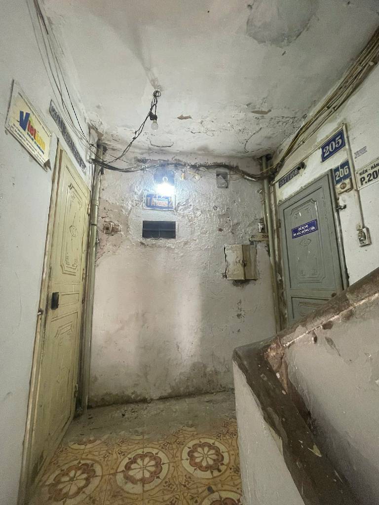 Bán nhà Phương Mai - diện tích 80m2 2 tầng - ô tô đỗ cầu thang - giá 4,45 tỷ