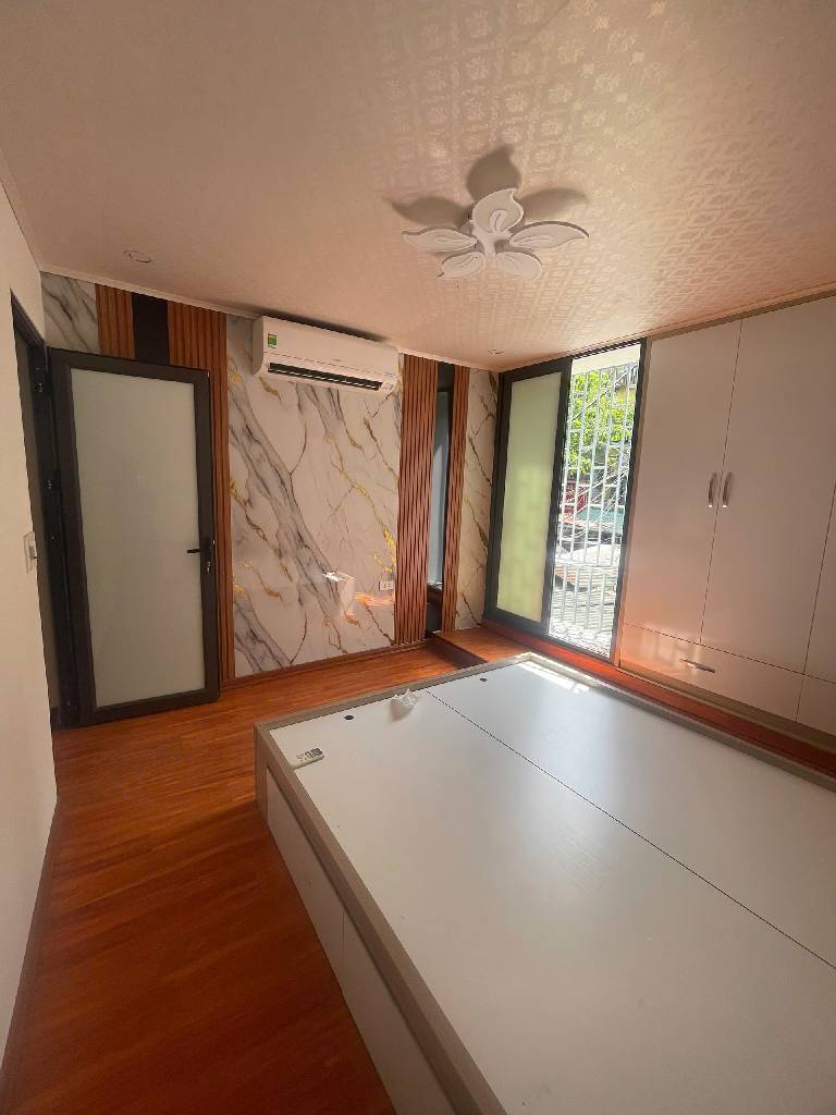 Bán nhà Phương Mai - diện tích 80m2 2 tầng - ô tô đỗ cầu thang - giá 4,45 tỷ