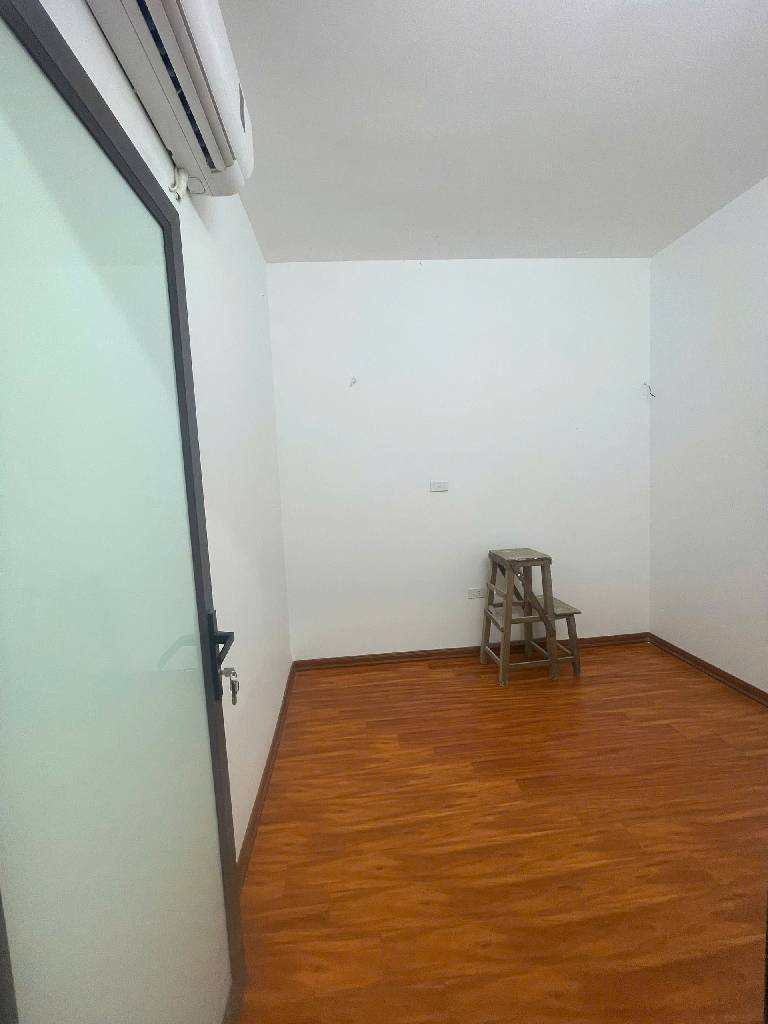 Bán nhà Phương Mai - diện tích 80m2 2 tầng - ô tô đỗ cầu thang - giá 4,45 tỷ