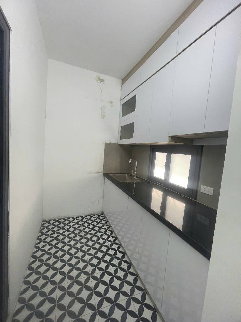 Bán nhà Phương Mai - diện tích 80m2 2 tầng - ô tô đỗ cầu thang - giá 4,45 tỷ