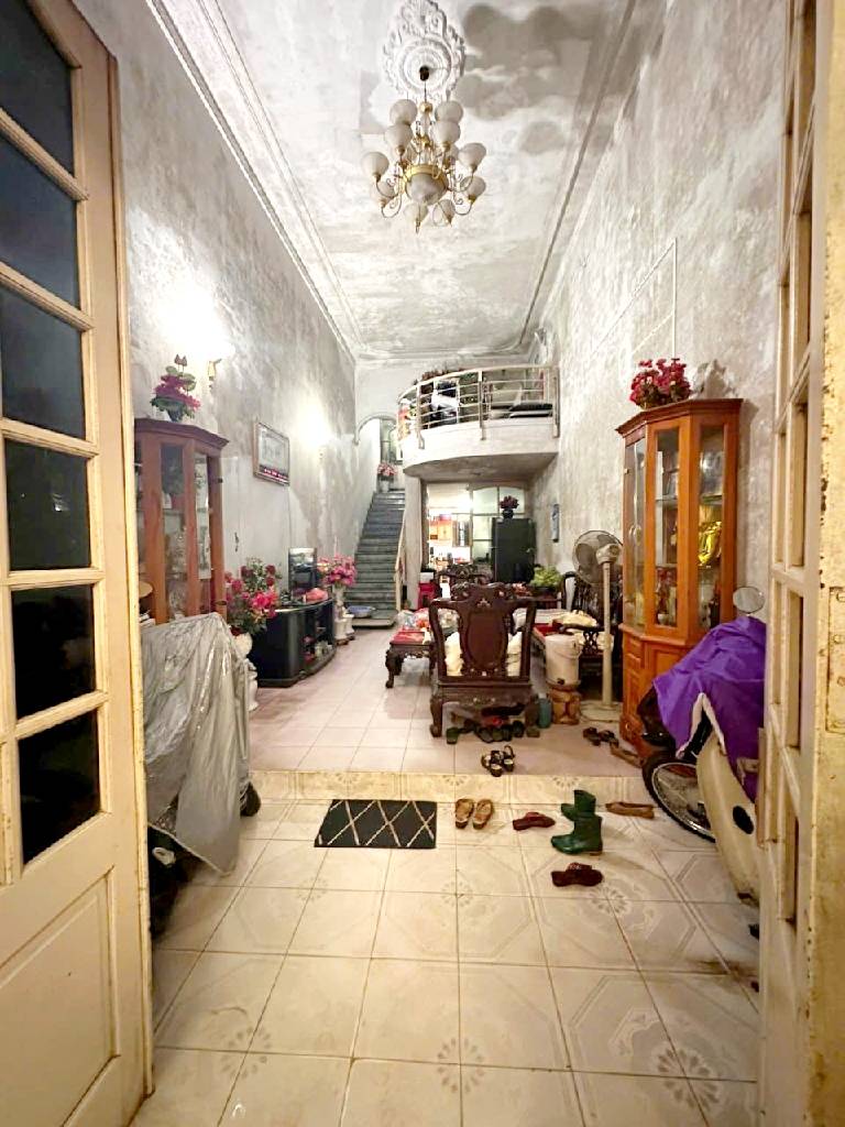 Bán nhà Nguyễn Trãi - diện tích 80m2 4 tầng - Nhà đẹp hiếm có - giá 17,6 tỷ
