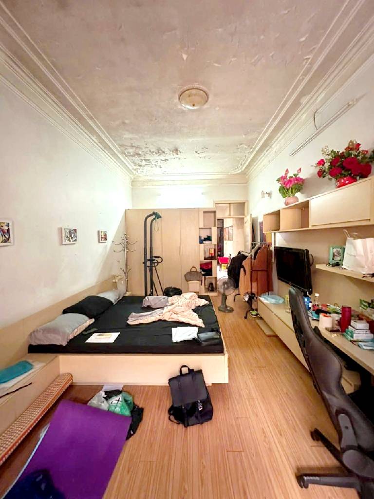 Bán nhà Nguyễn Trãi - diện tích 80m2 4 tầng - Nhà đẹp hiếm có - giá 17,6 tỷ