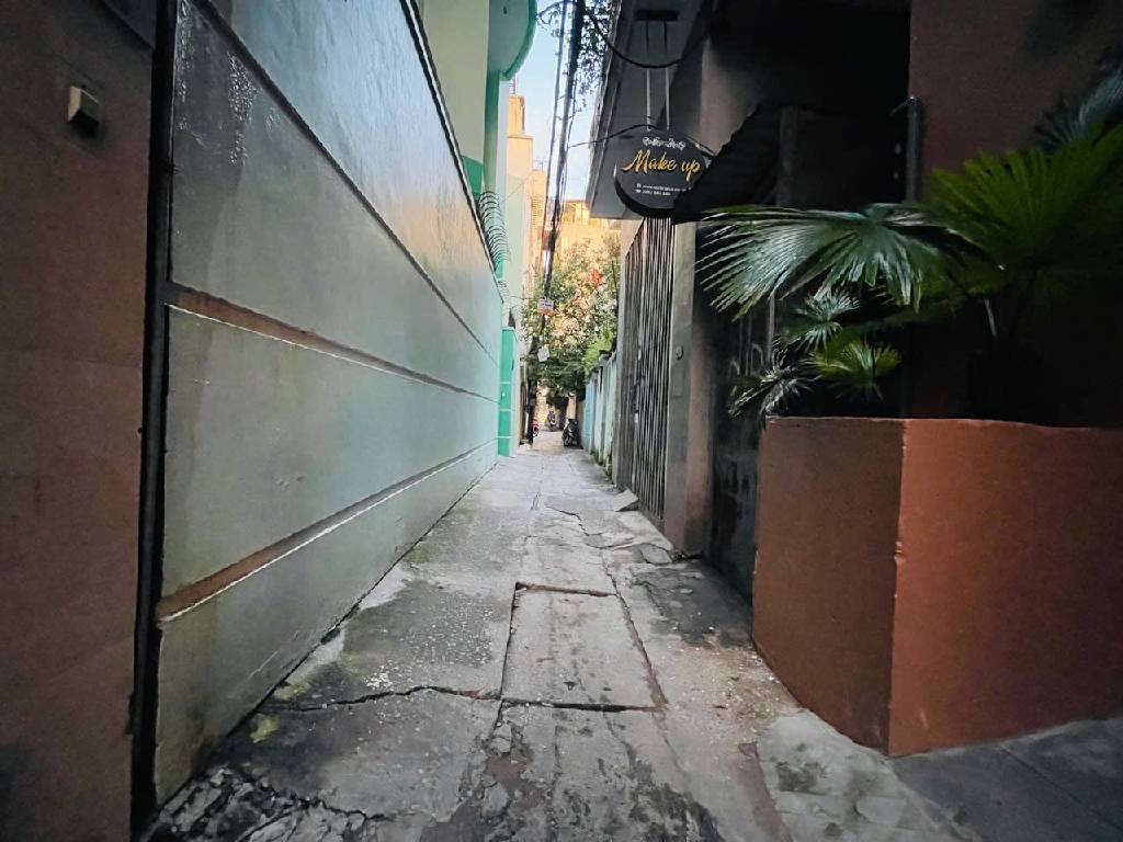 Bán nhà Vĩnh Tuy - diện tích 69,5m2 6 tầng - 2 mặt ngõ, gần phố - giá 17,2 tỷ