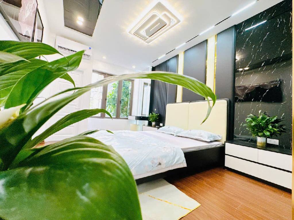 Bán nhà Khương Trung - diện tích 30m2 4 tầng - ô tô tránh - giá 8,9 tỷ