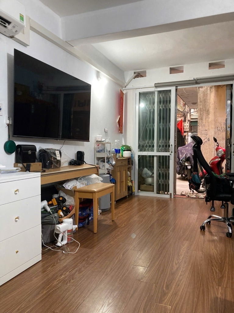 Bán nhà Láng - diện tích 16.8m2 1 tầng - ô tô đỗ cổng - giá 3,15 tỷ