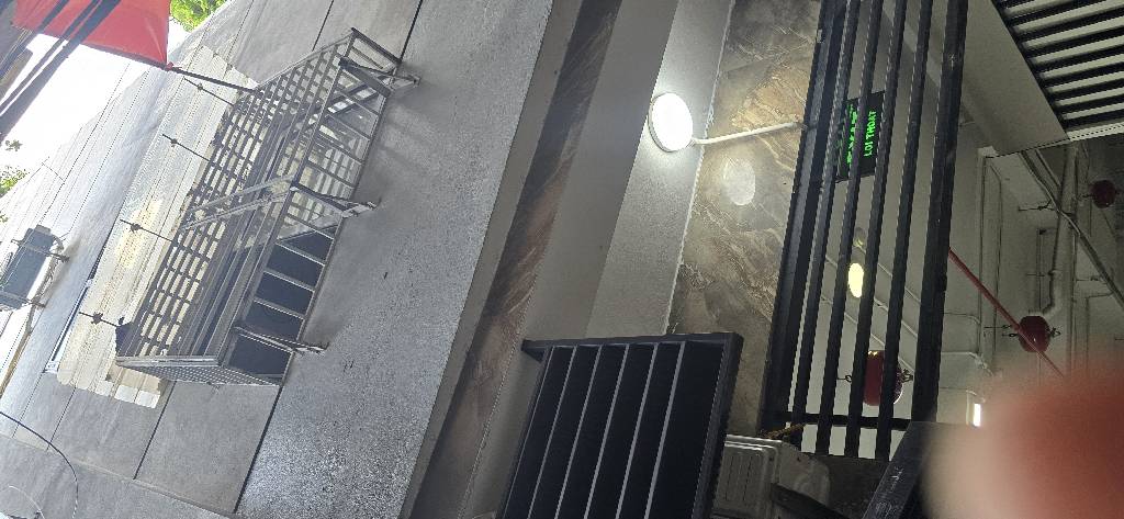 Bán nhà Khâm Thiên - diện tích 48m2 2 tầng - gần ngã 7 Ô Chợ Dừa - giá 2,4 tỷ