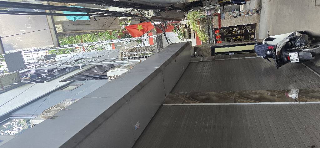 Bán nhà Khâm Thiên - diện tích 48m2 2 tầng - gần ngã 7 Ô Chợ Dừa - giá 2,4 tỷ