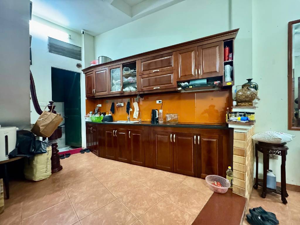 Bán nhà Lương Định Của - diện tích 28,8m2 5 tầng - ô tô đỗ cửa - giá 9,5 tỷ