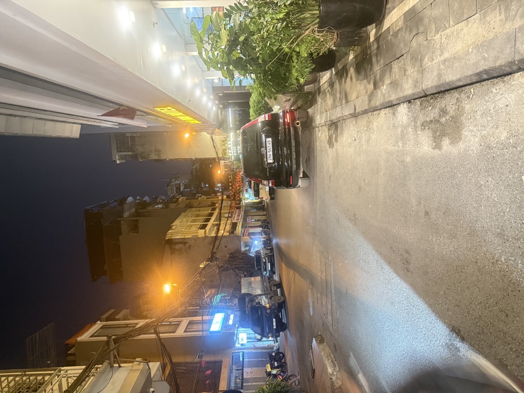 Bán nhà Thông Phong - diện tích 19,8m2 5 tầng - Nhà đẹp thoáng, gần Lăng Bác - giá 4,8 tỷ