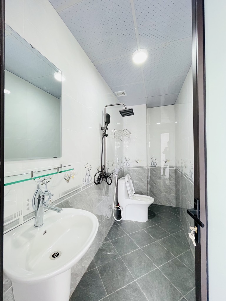 Bán nhà Thuý Lĩnh - diện tích 30m2 6 tầng - Ô tô đỗ cổng - giá 7,8 tỷ