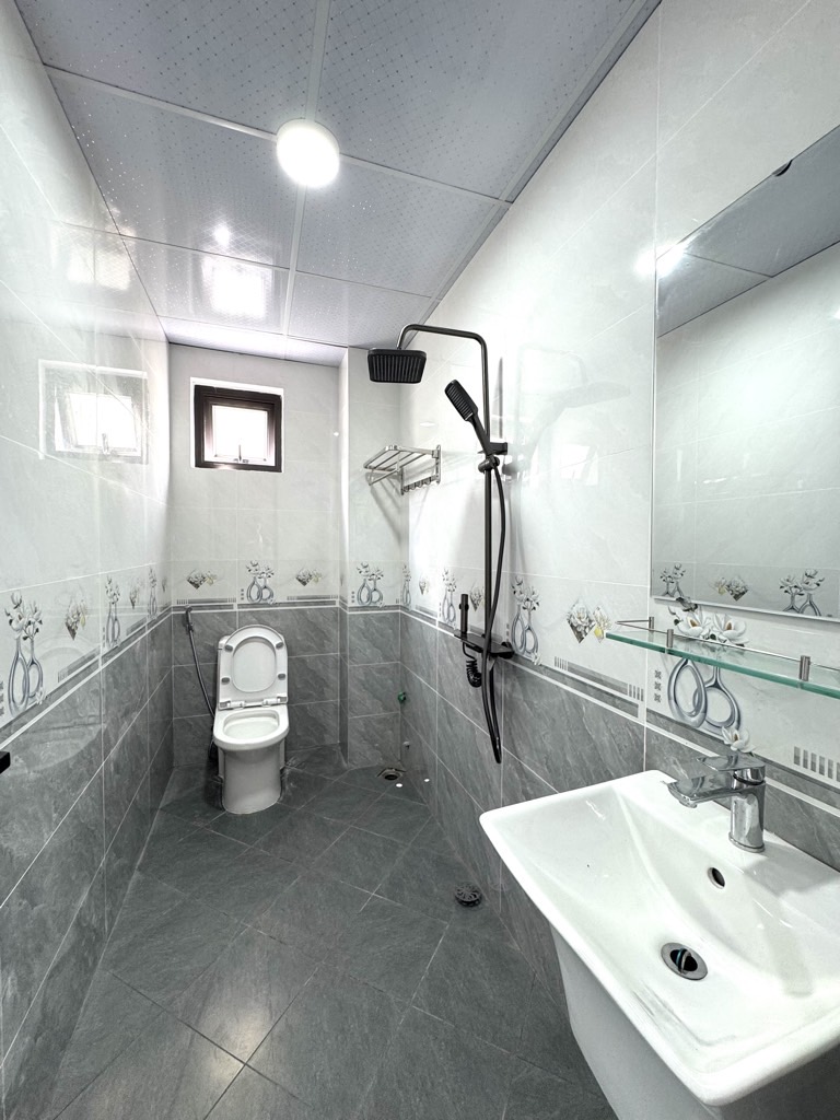 Bán nhà Thúy Lĩnh - diện tích 30m2 6 tầng - Lô góc thang máy - giá 8,75 tỷ