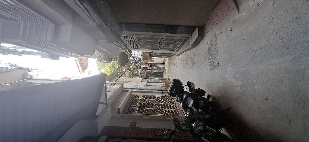 Bán nhà Bùi Xương Trạch - diện tích 56m2 3 tầng - Ô tô 3 bước - giá 13,5 tỷ