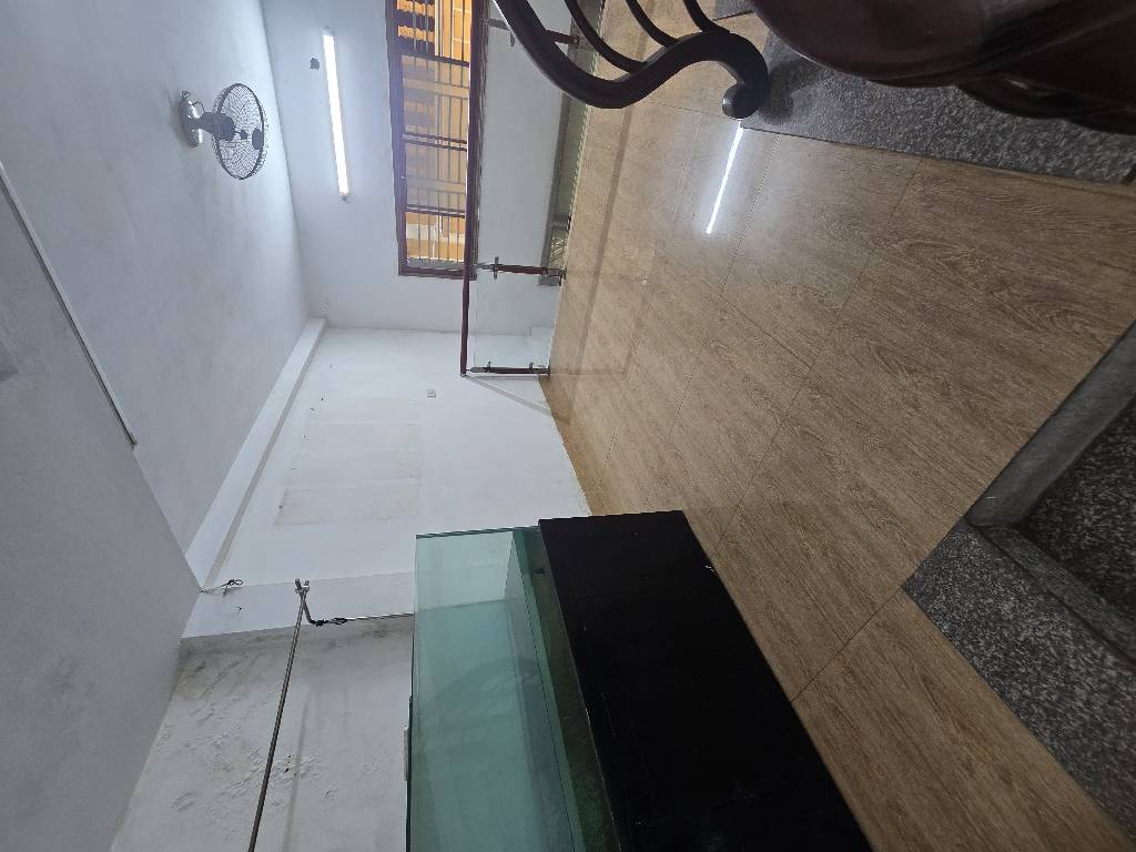 Bán nhà Kim Giang - diện tích 93m2 6 tầng - SIÊU PHẨM - giá 12 tỷ