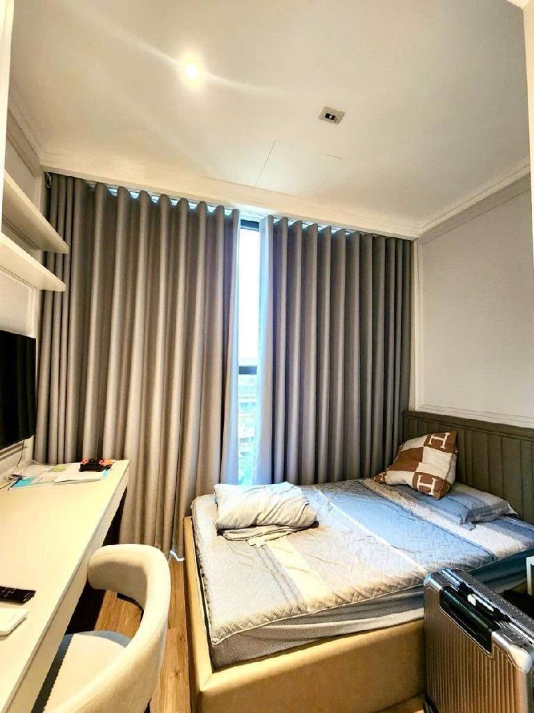 Bán nhà Nguyên Hồng - diện tích 64m2 1 tầng - Lô góc 2 mặt thoáng - giá 10,2 tỷ