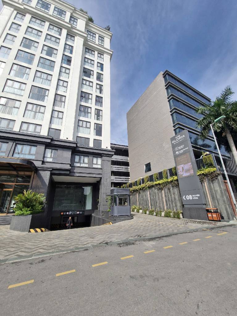 Bán nhà Nguyên Hồng - diện tích 64m2 1 tầng - Lô góc 2 mặt thoáng - giá 10,2 tỷ