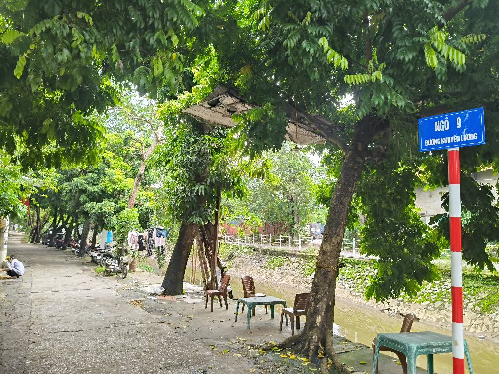 Bán nhà Khuyến Lương - diện tích 48m2 2 tầng - mặt ngõ thông ô tô - giá 2,2 tỷ