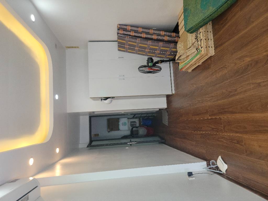 Bán nhà Hoàng Mai - diện tích 27m2 4 tầng - Nhà mới đẹp, gần phố - giá 6,88 tỷ