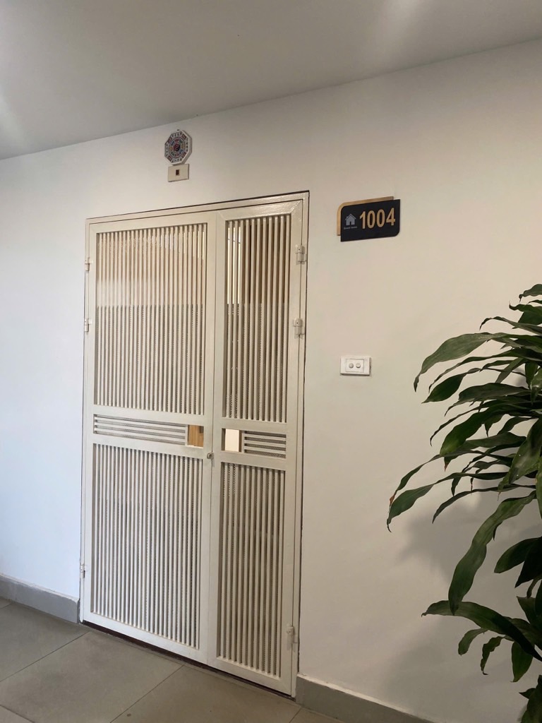 Bán nhà Lạc Trung - diện tích 97.3m2 10 tầng - Chung cư hiếm nhà bán - giá 7,95 tỷ