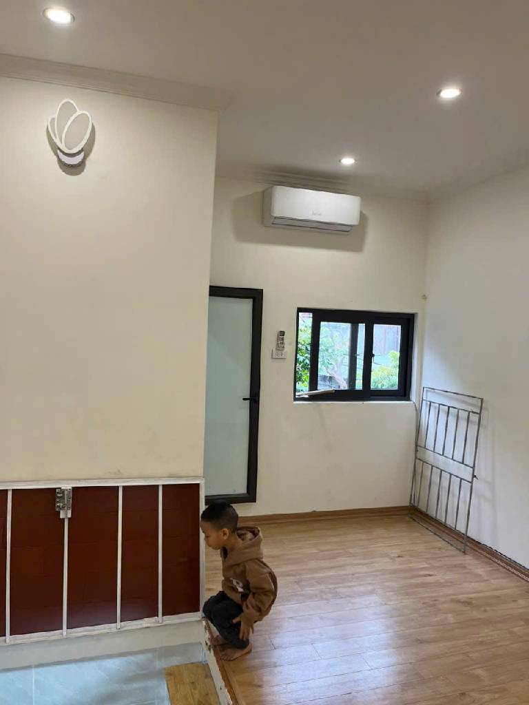 Bán nhà Tân Khai - diện tích 40.6m2 1 tầng - Nhà kinh doanh đỉnh, đủ mọi loại hình thực kinh doanh - giá 2,5 tỷ