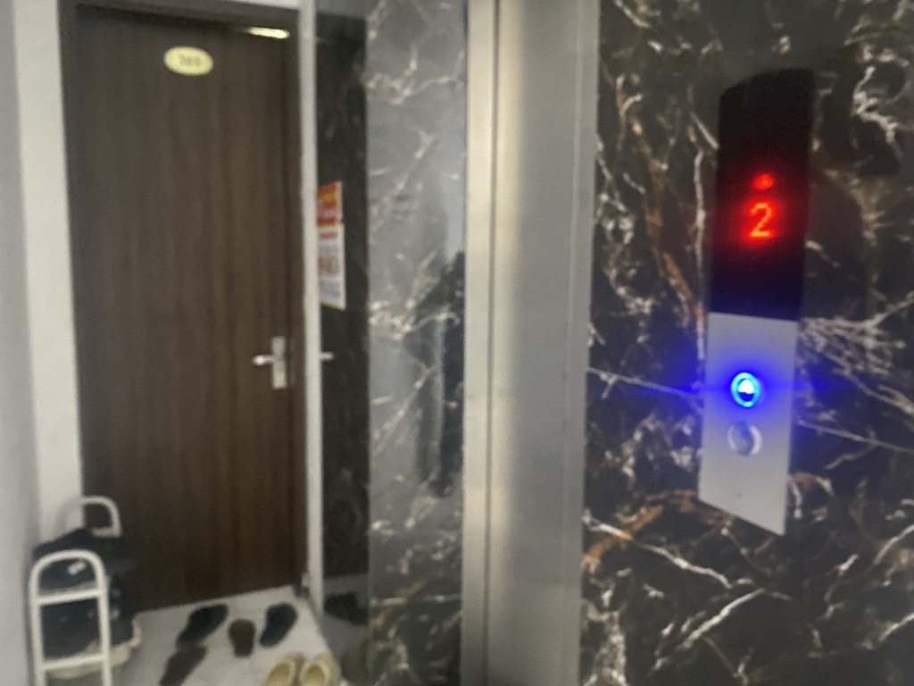 Bán nhà Bùi Xương Trạch - diện tích 70m2 7 tầng - Siêu phẩm dòng tiền luôn kín phòng - giá 16,3 tỷ