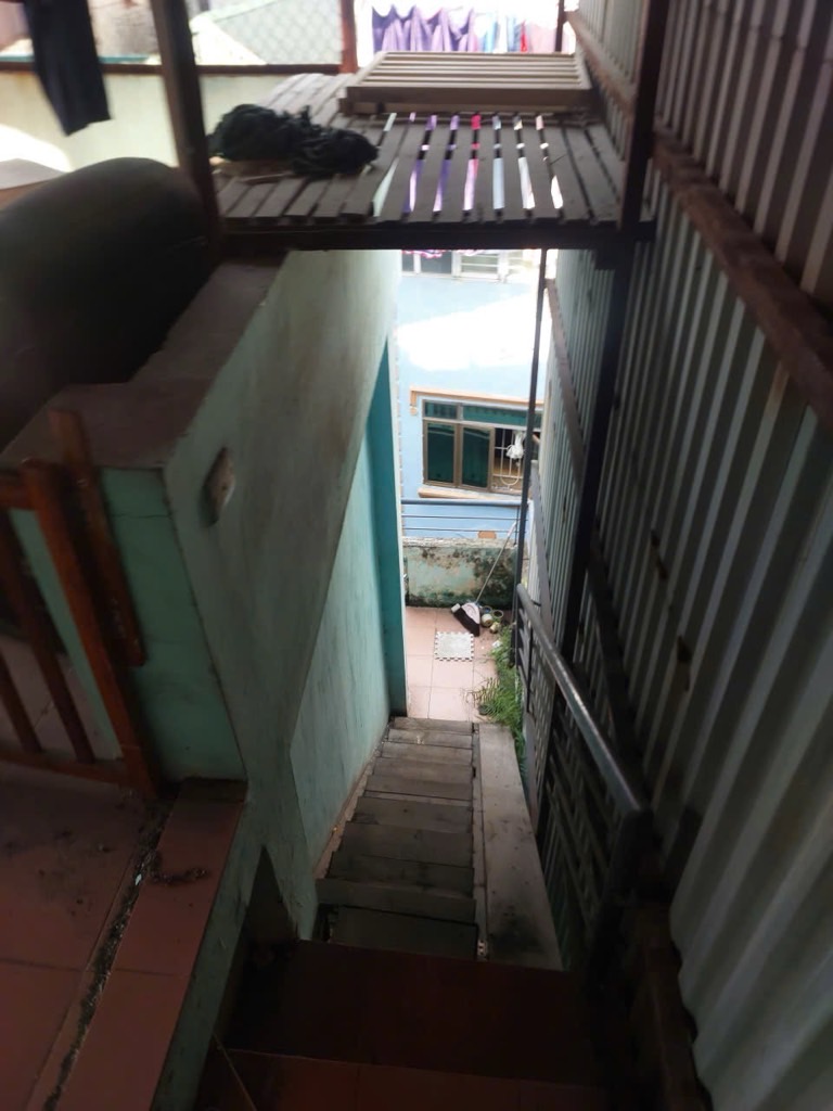 Bán nhà Đại La - diện tích 31.8m2 5 tầng - 2 mặt thoáng - giá 10 tỷ