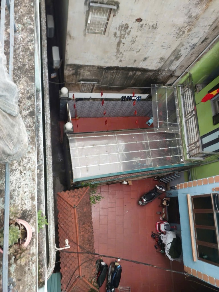 Bán nhà Đại La - diện tích 31.8m2 5 tầng - 2 mặt thoáng - giá 10 tỷ