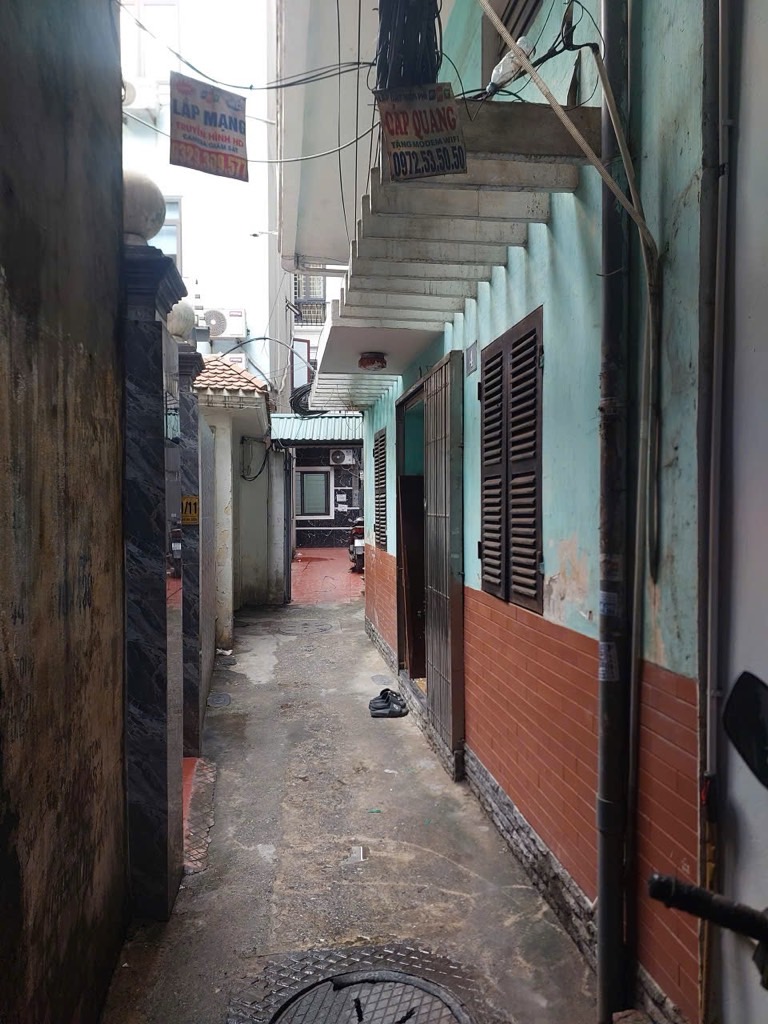 Bán nhà Đại La - diện tích 31.8m2 5 tầng - 2 mặt thoáng - giá 10 tỷ