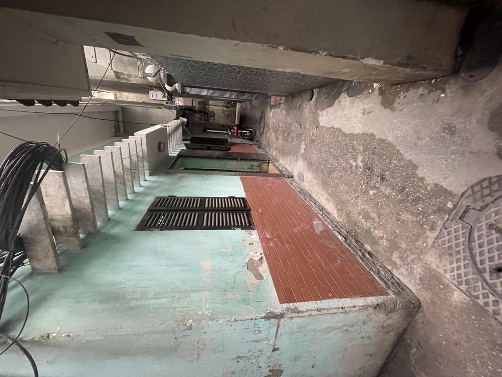 Bán nhà Đại La - diện tích 31.8m2 5 tầng - 2 mặt thoáng - giá 10 tỷ