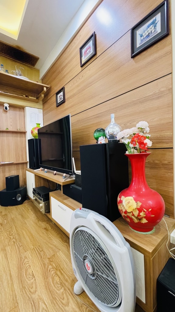 Bán nhà Trịnh Đình Cửu - diện tích 75m2 7 tầng - Chung cư Metropolitan CT36 - giá 6,4 tỷ