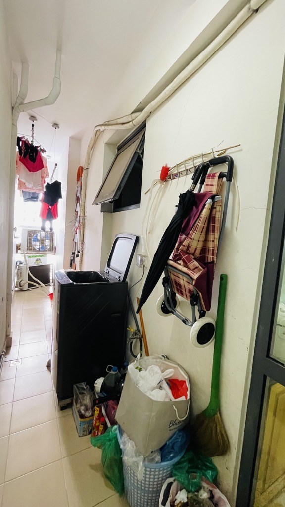 Bán nhà Trịnh Đình Cửu - diện tích 75m2 7 tầng - Chung cư Metropolitan CT36 - giá 6,4 tỷ