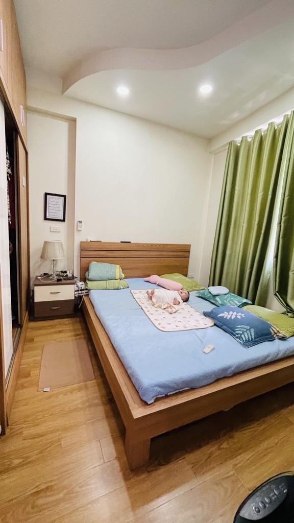 Bán nhà Trịnh Đình Cửu - diện tích 75m2 7 tầng - Chung cư Metropolitan CT36 - giá 6,4 tỷ