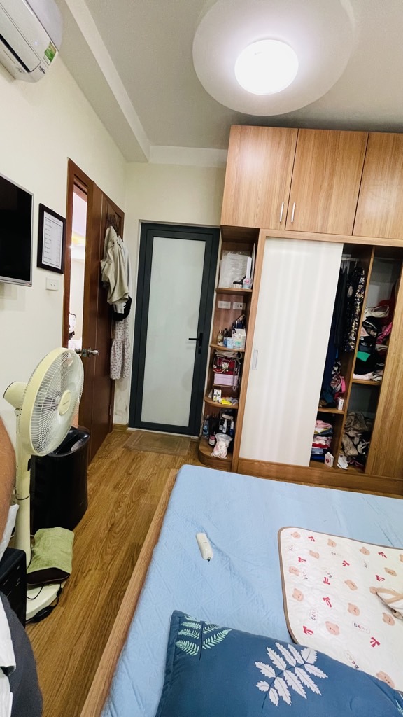 Bán nhà Trịnh Đình Cửu - diện tích 75m2 7 tầng - Chung cư Metropolitan CT36 - giá 6,4 tỷ