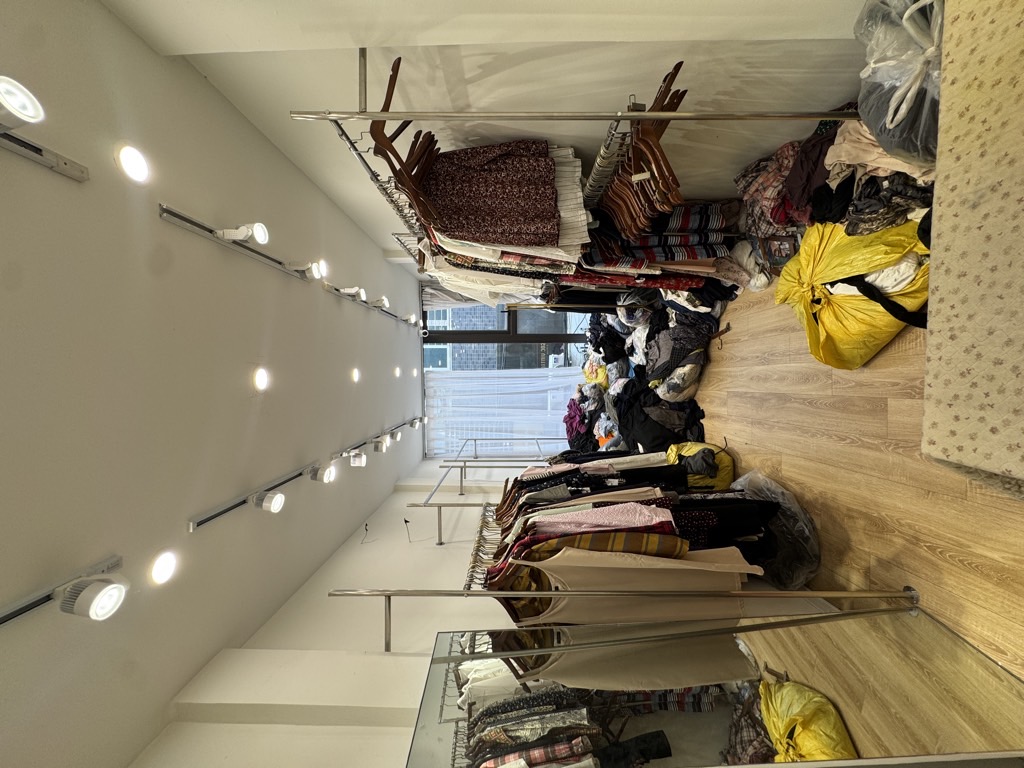 Bán nhà Trần Hữu Tước - diện tích 16,6m2 5 tầng - Mặt phố, 1 mặt đường 1 mặt ngõ - giá 6,9 tỷ