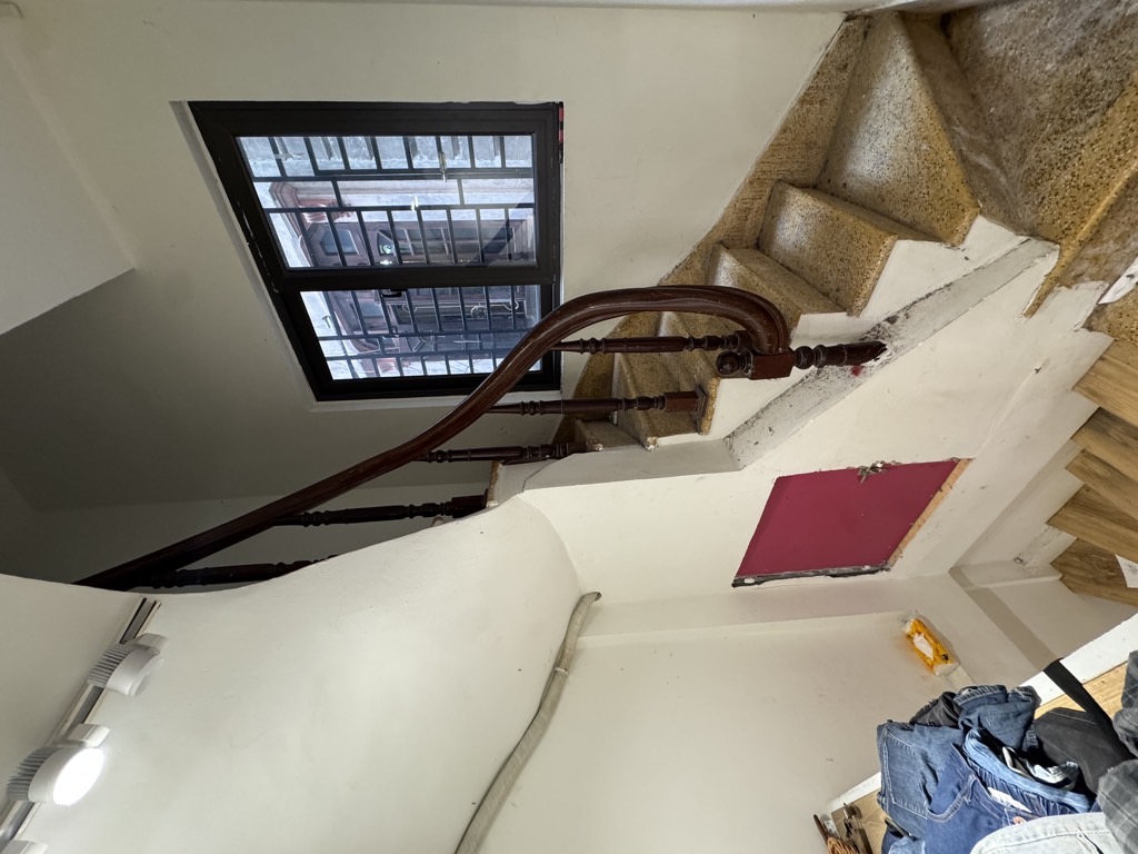 Bán nhà Trần Hữu Tước - diện tích 16,6m2 5 tầng - Mặt phố, 1 mặt đường 1 mặt ngõ - giá 6,9 tỷ