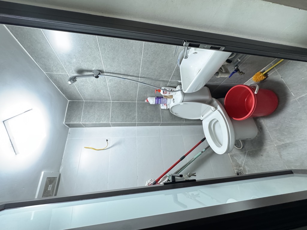 Bán nhà Trần Hữu Tước - diện tích 16,6m2 5 tầng - Mặt phố, 1 mặt đường 1 mặt ngõ - giá 6,9 tỷ