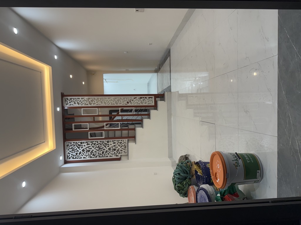 Bán nhà Giáp Nhất - diện tích 41m2 7 tầng - gần ô tô - giá 12,8 tỷ