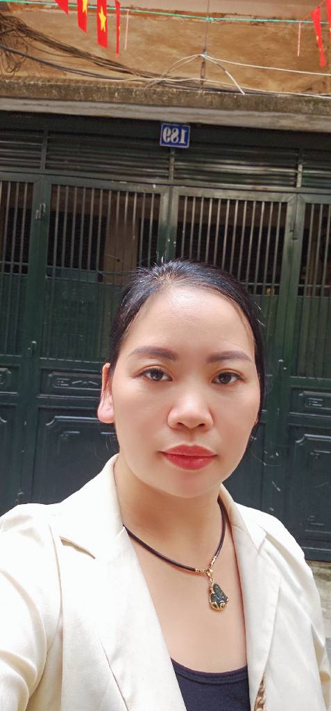 Bán nhà Đê Tô Hoàng - diện tích 42m2 3 tầng - LÔ GÓC - Ô TÔ TRÁNH - giá 13,9 tỷ