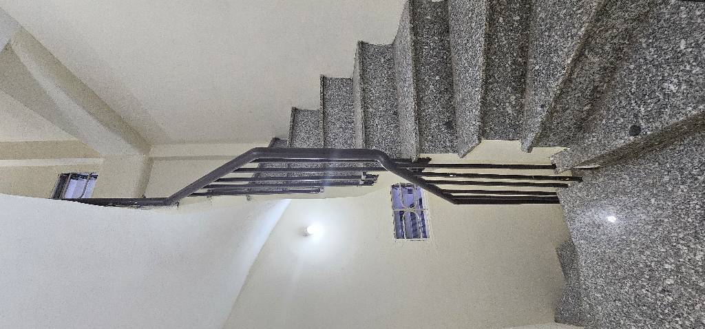 Bán nhà Ngõ chợ khâm Thiên - diện tích 15m2 5 tầng - Nhà mới đẹp ở luôn - giá 4,15 tỷ