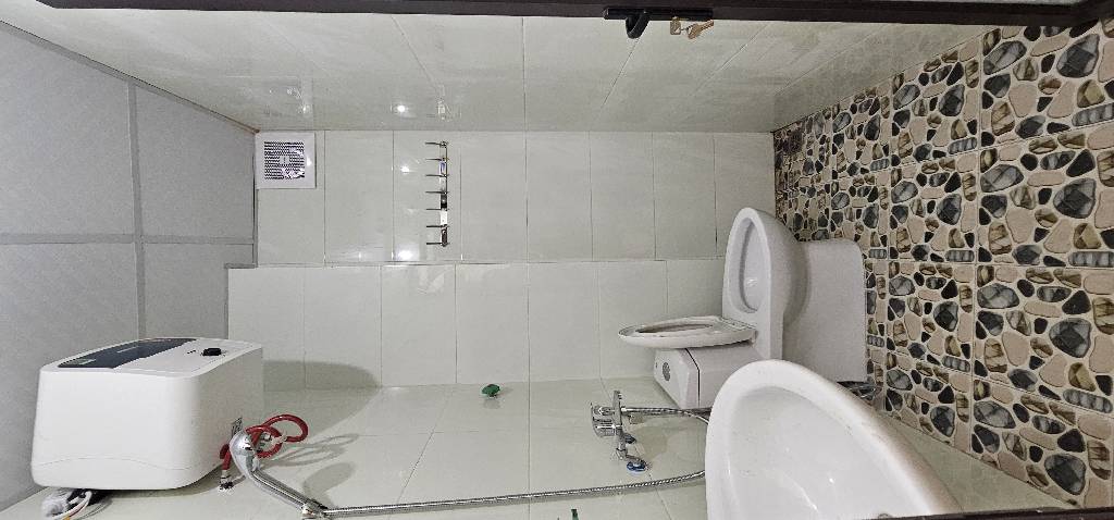 Bán nhà Ngõ chợ khâm Thiên - diện tích 15m2 5 tầng - Nhà mới đẹp ở luôn - giá 4,15 tỷ