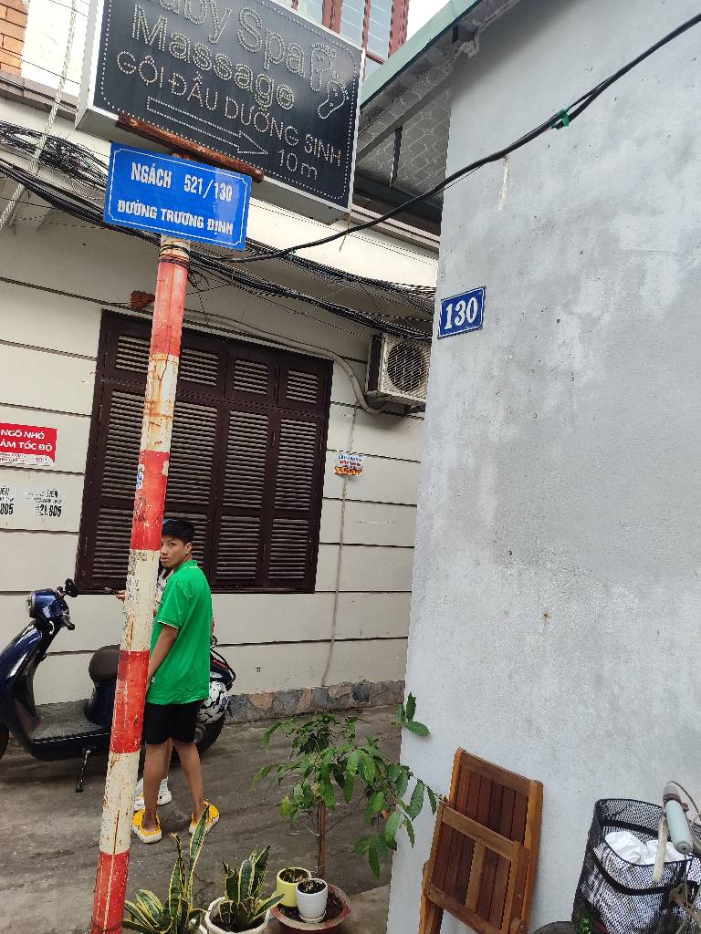 Bán nhà Trương Định - diện tích 35.6m2 1 tầng - Ô tô qua nhà - giá 11,5 tỷ