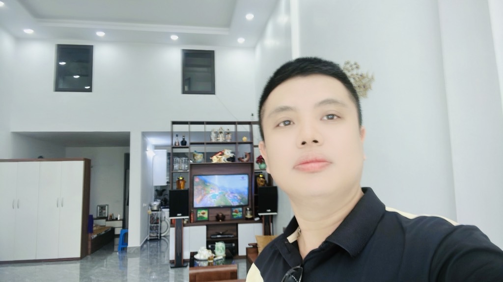 Bán nhà Vĩnh Hưng - diện tích 107m2 2 tầng - MẶT NGÕ - Ô TÔ - giá 8,8 tỷ