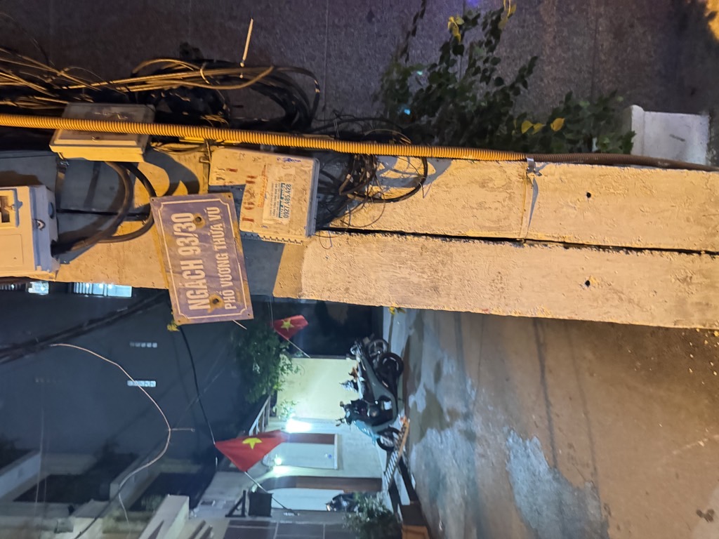 Bán nhà Vương Thừa Vũ - diện tích 41m2 4 tầng - PHÂN LÔ - NGÕ NÔNG - GẦN PHỐ - SÁT OTO - giá 13,8 tỷ