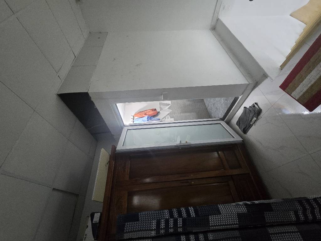 Bán nhà Vĩnh Hưng - diện tích 36.8m2 2 tầng - Ngõ 200 rộng OTO tránh - giá 2,3 tỷ